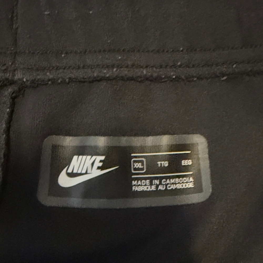 Mens Nike Tech Fleece Tracksuit (Black/Black) - Picture 12 of 13